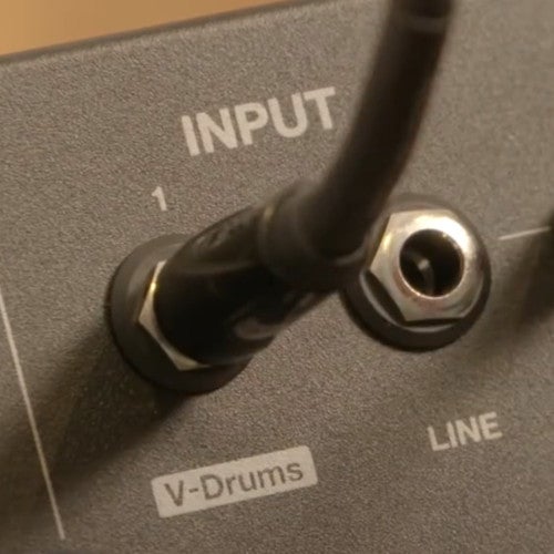 How Do I Hook Up a Drum Monitor?